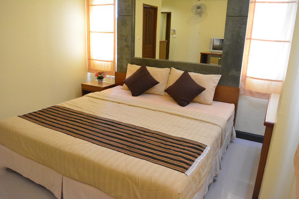 Pornthep Hotel 2 Ban Khlong Haeng Exteriör bild