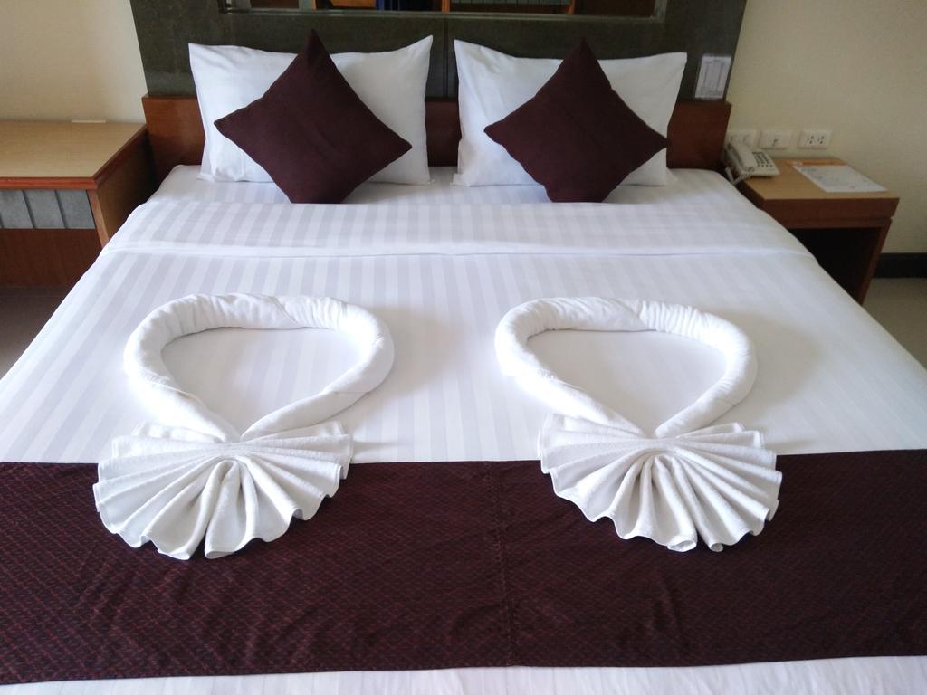 Pornthep Hotel 2 Ban Khlong Haeng Exteriör bild