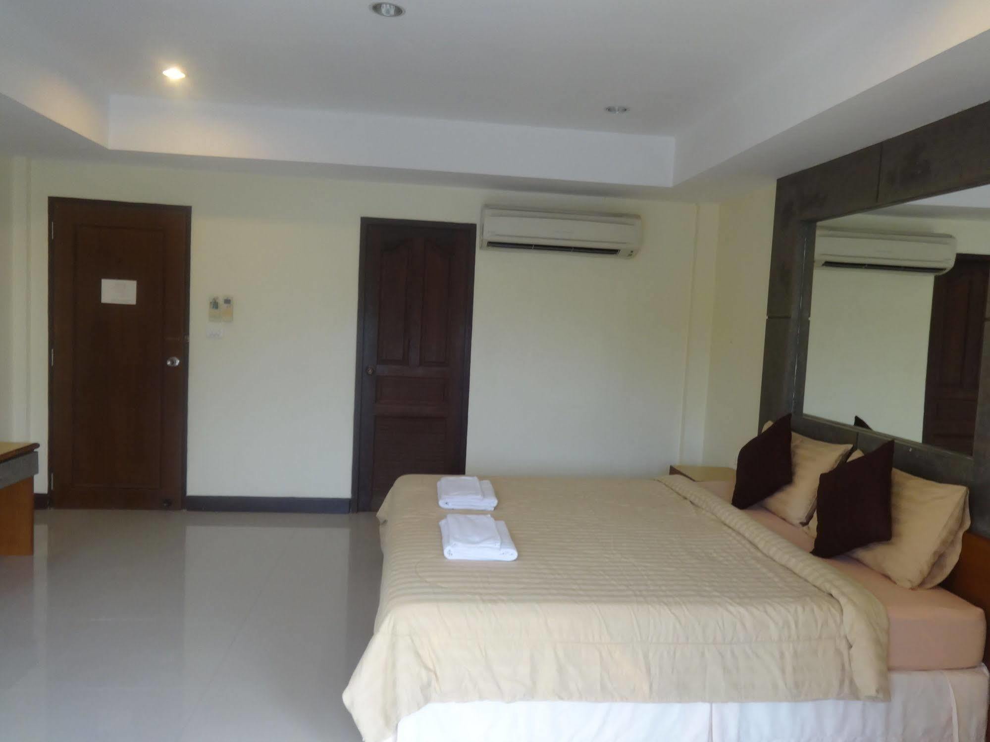Pornthep Hotel 2 Ban Khlong Haeng Exteriör bild