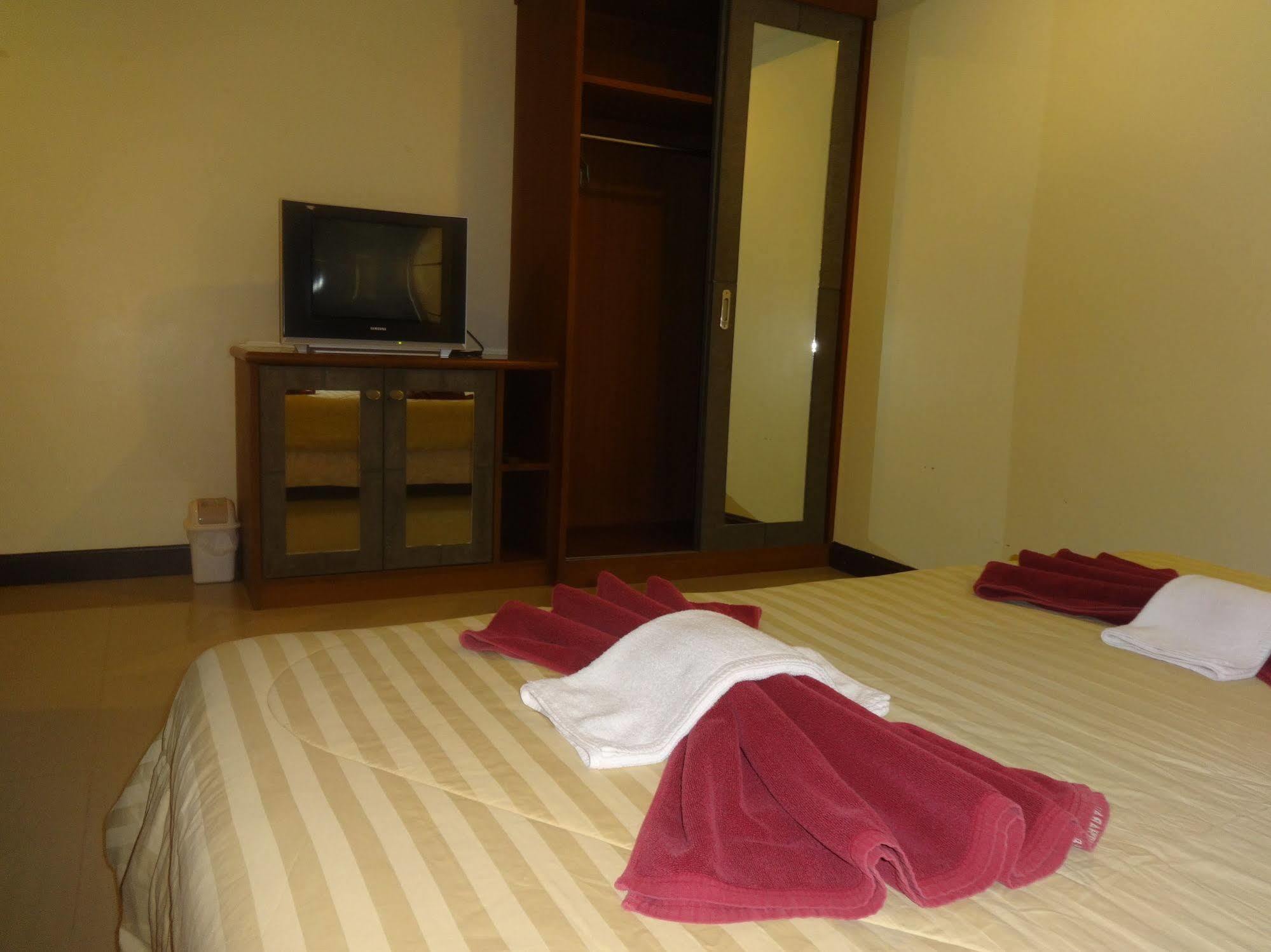 Pornthep Hotel 2 Ban Khlong Haeng Exteriör bild